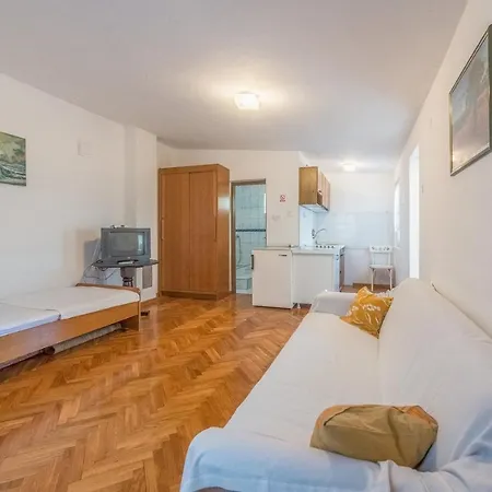 Hotel Ivic Jadrtovac